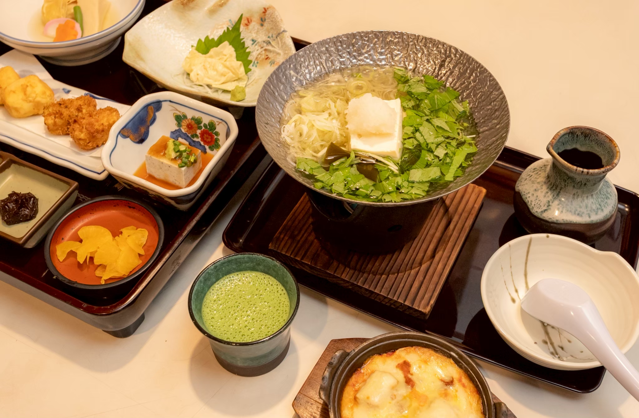 LINE_ALBUM_湖明館通り_251109_12