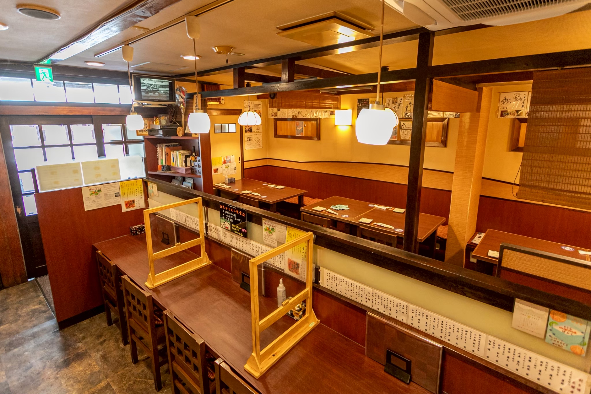 LINE_ALBUM_湖明館通り_251109_22-1