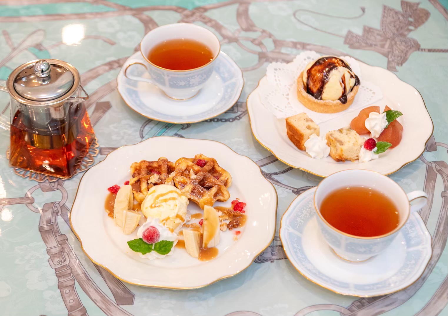 LINE_ALBUM_湖明館通り_251109_24-1